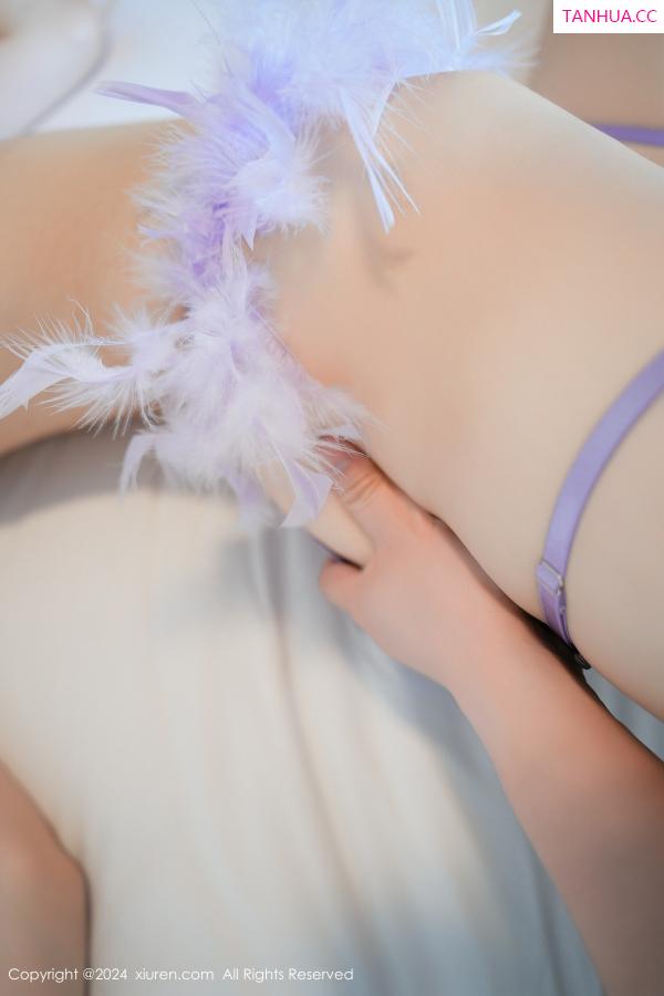   [XiuRen]高清写真图 2024.06.07 No.8676 Erikaki 美腿丝袜第43张图片